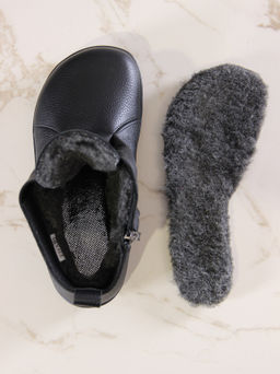 Босоногие ботинки 352.NATAbl.Черный флоттер/мех