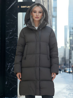 Пальто зимнее утепленное с капюшоном женское темно-коричневого цвета 7618TK - Visdeer фото 21