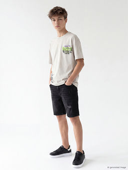 Y?rt?k Detayl? Erkek ?ocuk Jean ?ort