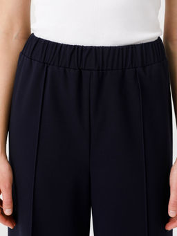 Комплект из футболки и брюк