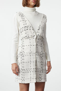 TRENDYOLMILLA Ekru Ekose / Kareli V Yaka Mini Dokuma Jile Elbise TWOAW21EL0319 фото 12