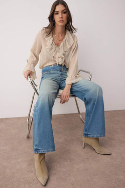 Mavi Yuksek Bel Kemerli Genis Paca Wide Leg Jeans TWOAW26JE00034 - Trendyolmilla фото 2