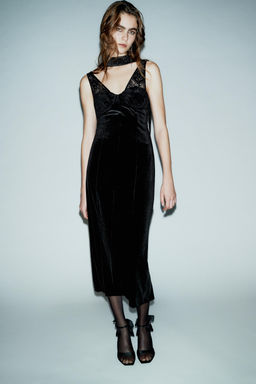 VELVET LACE MIDI DRESS