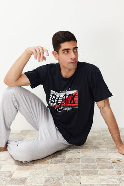 Lacivert Regular Fit Bask?l? Orme Pijama Tak?m? TMNSS24PT00038