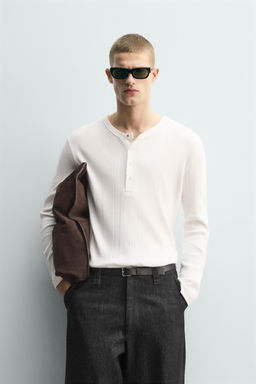 TEXTURED HENLEY COLLAR T-SHIRT - Zara фото 2