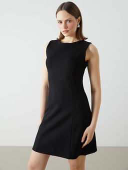 Bisiklet Yaka Elbise