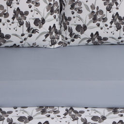 Постельное бельё LoveLife евро Flowers 200х220см,225х240см,50х70см-2шт, жатка, 100% п/э, 100гр/м2 фото 3