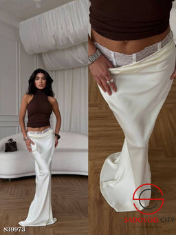 Женская юбка макси с кружевом