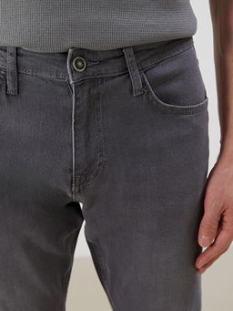 779 Regular Fit Erkek Jean Pantolon