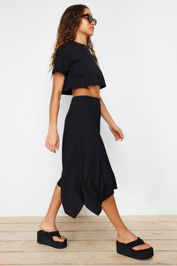 Siyah Volanl? Asimetrik Yuksek Bel Midi Esnek Orme Etek TWOAW20ET0440