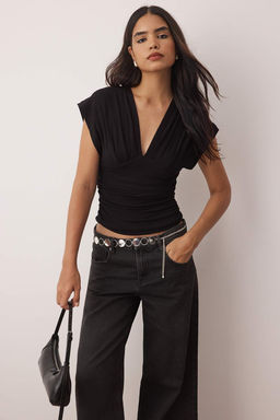 Siyah Fitted/Vucuda Oturan Buzgu/Drape Detayl? Orme Bluz TWOSS25BZ00605