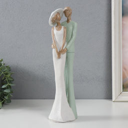 Фигурка полистоун Пара влюблённых, зелёный с цветом дерева, 8?6.5?31.5 см