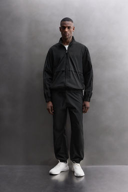 LIGHTWEIGHT TECHNICAL JACKET - Zara фото 3
