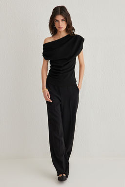Siyah Buzgu/Drape Detayl? Dokumlu Asimetrik Yaka Orme Bluz TWOSS25BZ00024