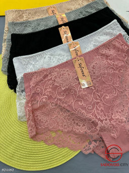 Женские трусы с кружевом