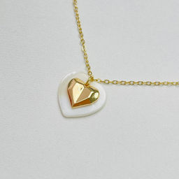 Кулон на цепочке из Перламутра