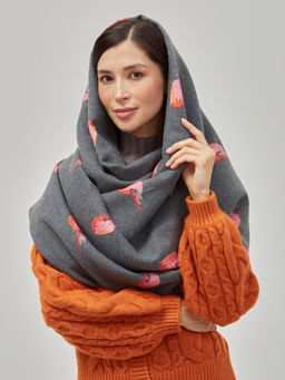 в составе шерсть ! теплый двусторонний палантин