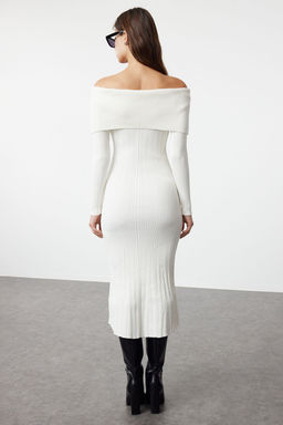 Ekru Midi Triko Basic Carmen Yaka Elbise TWOAW25EL00033