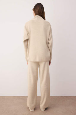 Bej Aksesuar Detayl? 3lu H?rka-Bluz-Pantolon Triko Tak?m TWOAW26AU00049 - Trendyolmilla фото 3