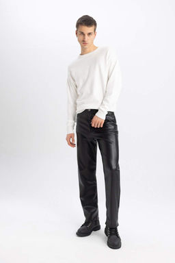 Мешковатые прямые брюки из искусственной кожи - Defacto фото 2