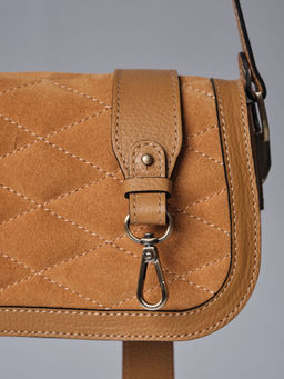 Сумка замшевая на плечо Deboro 30791 глина