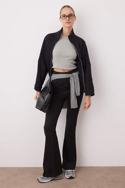 Siyah-Beyaz Renk Bloklu Fermuarl? Dik Yaka Oversize Bomber Orme Sweatshirt TWOAW26SW00037