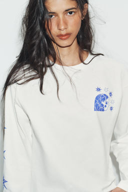 CAMISETA MANGA LARGA ESTAMPADO AGUSTINA SHUAN / Blanco - Zara фото 2