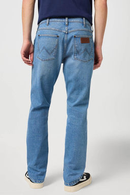 Джинсы мужские