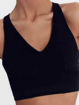 Топ женский спортивный в черном цвете черный 302919 - Mark formelle фото 4