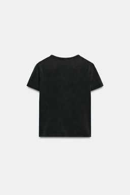 CAMISETA TEXTO BRILLO EFECTO LAVADO / Gris antracita