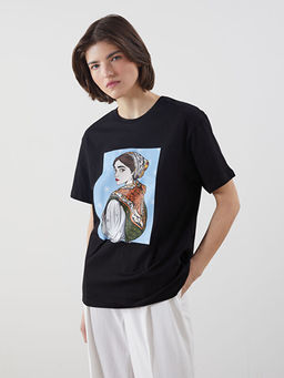 Bisiklet Yaka Bask?l? Kad?n Ti??rt