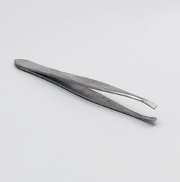 Zinger Пинцет для бровей скошенный / Standard 86012 S, 88 мм, серебристый глянцевый  фото 2