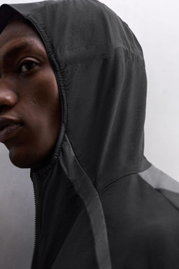 COLOUR BLOCK TECHNICAL JACKET - Zara фото 15