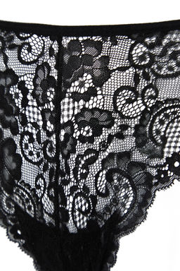 Siyah Dantelli Ip Ask?l? Balenli Kaps?z Orme Ic Camas?r? Tak?m? THMAW22AU0237