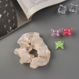 Цена за 2 шт. Набор для волос «Джеси блеск», резинка 7 см, 3 крабика 2 см, нежность