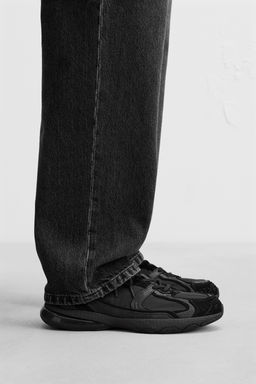 MONOCHROME TRAINERS
