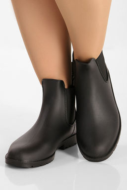 Сапоги резиновые с носками