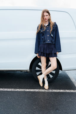 Cazadora denim con volantes - H&m фото 7