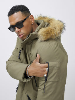 Парка мужская зимняя удлиненная с мехом бежевого цвета 606_1B - Wonderrman фото 11