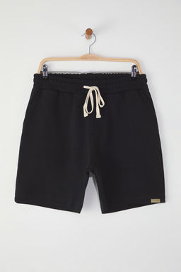 Siyah Regular/Normal Kesim Dokulu %100 Pamuklu Sort TMNSS24SR00022