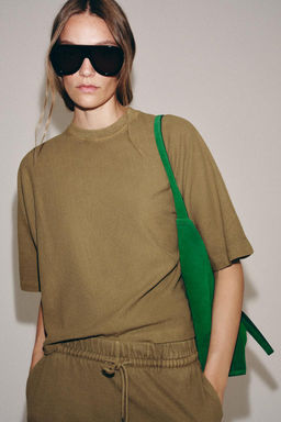 FADED-EFFECT SHORT SLEEVE T-SHIRT - Zara фото 5