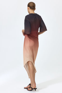 Vestido camiseta con nudo decorativo - H&m фото 6