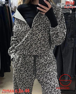 Костюм со начёсом женский - Bruno фото 6