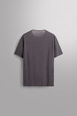 CAMISETA RUNNING ESTRUCTURA LIGERA / Morado Oscuro
