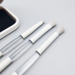 Nail Art Набор кистей для макияжа в футляре с зеркалом, 3 шт., белый фото 3