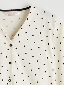 V Yaka Puantiyeli Kad?n Pijama Tak?m