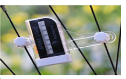 Фонарь подсветка для колес COMIRON A02 корпус: пластик; свет 14 RGB LED; аккум USB; влагозащита IPX5; 30 рисунков. /уп 100/