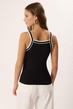 Siyah Fitted/Vucuda Oturan Halter yaka Fitilli Esnek Orme Atlet TWOSS25AL00011