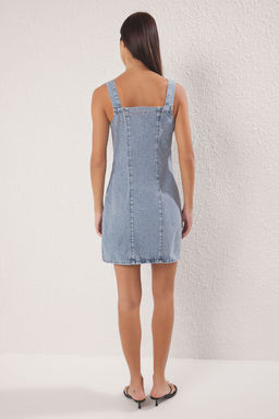 Trendyolmilla Ac?k Mavi Dugme Detayl? Duz Mini Denim Elbise TWOSS25EL00758