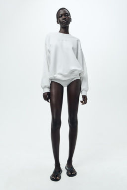 MINIMALIST SLOGAN SWEATSHIRT